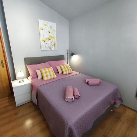 Apartment Lamaro Kaštela Екстериор снимка